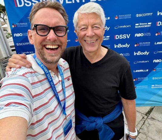 Lebenselixier Bewegung: Warum ich Dir das Buch von Thomas Wessinghage einfach empfehle Michael Leibrecht mit Prof. Dr. Thomas Wessinghage, Präsident des DSSV, beim DSSV-Event 2024 auf Mallorca